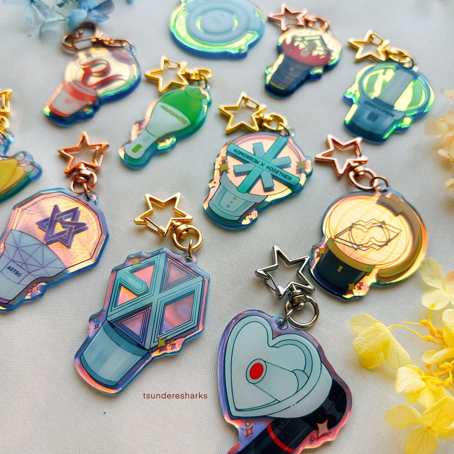 K-Pop Light Sticks Holographic Keychains V.2