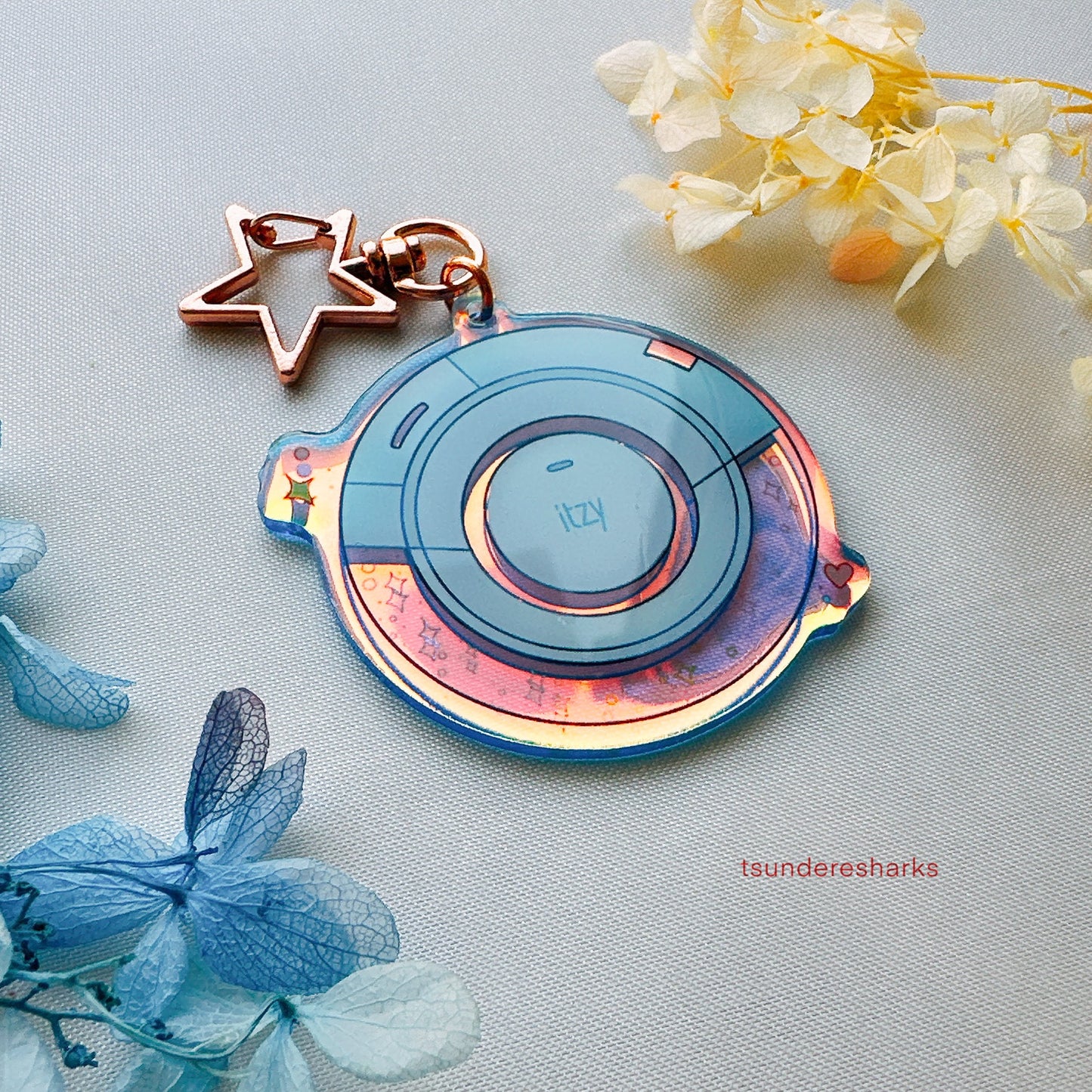 Itzy Holographic Keychain