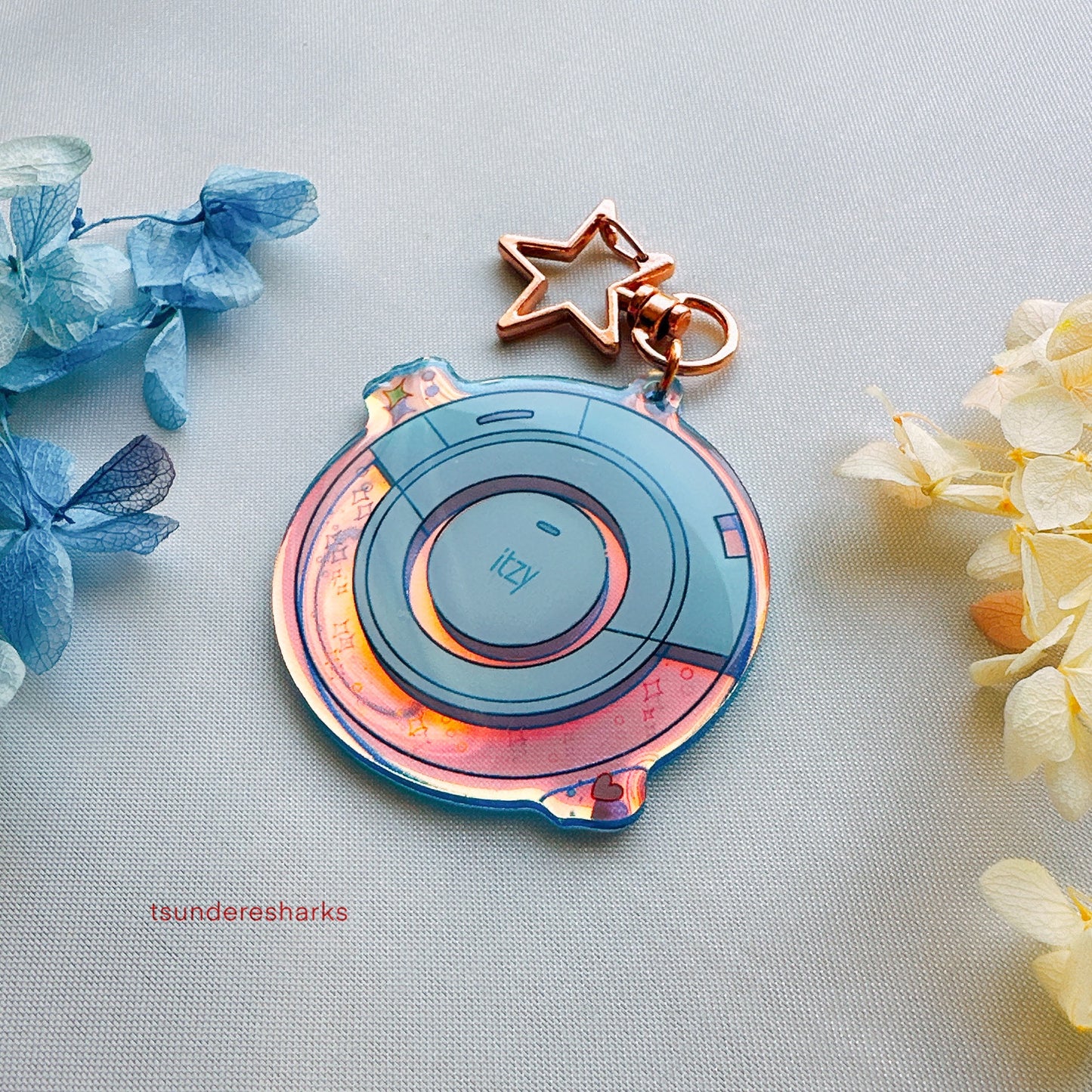 Itzy Holographic Keychain